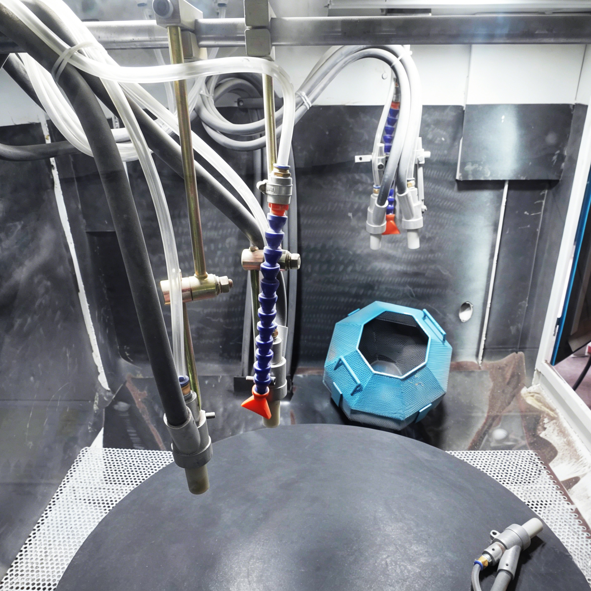 automated blast cabinet