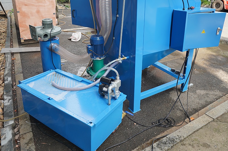 wet blasting machine