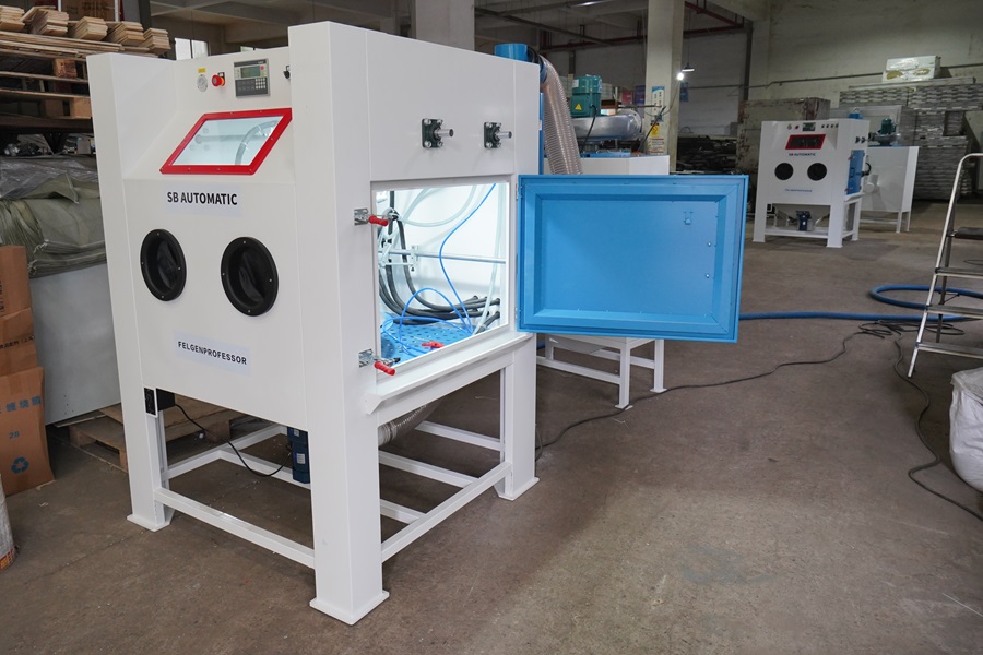 2 Sets of Automatic Sandblasting Cabinets Exported Germany