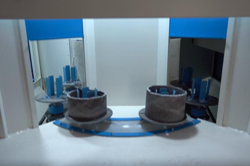 turntable sandblasting system